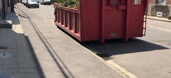 Container sur la voie publique